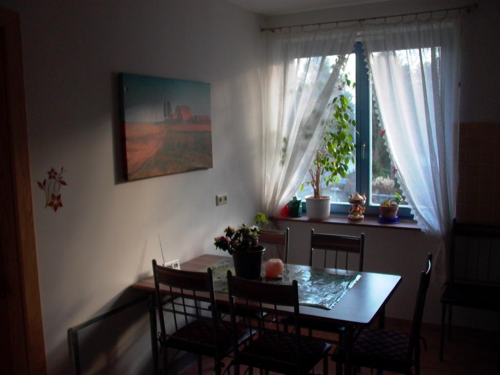 Gaestezimmer Ferienwohnung Villa Alexa, Mit Wallbox Woltersdorf  Rom bilde