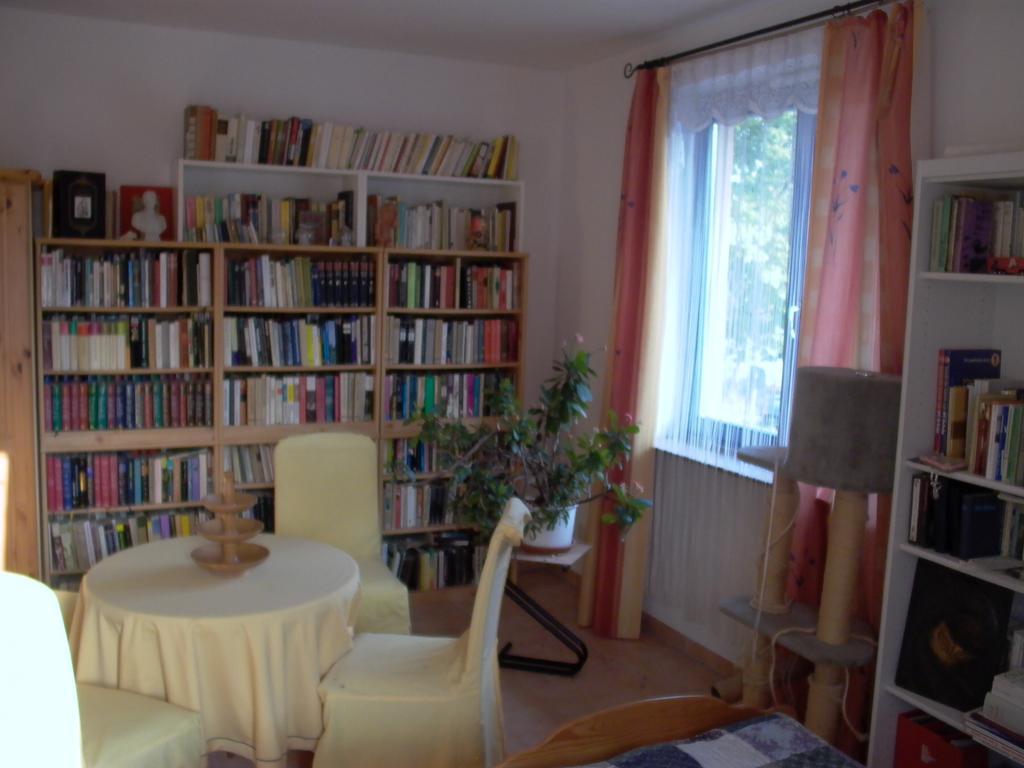 Gaestezimmer Ferienwohnung Villa Alexa, Mit Wallbox Woltersdorf  Rom bilde