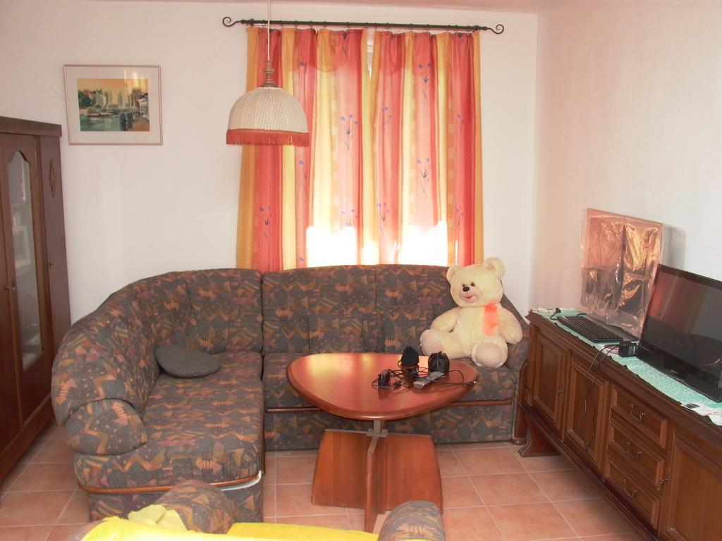 Gaestezimmer Ferienwohnung Villa Alexa, Mit Wallbox Woltersdorf  Rom bilde